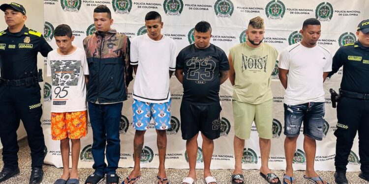 Golpe a ‘Los Costeños’ en Barranquilla: seis capturados y nueve notificados, entre ellos alias Castor y el ‘Negro Ober’