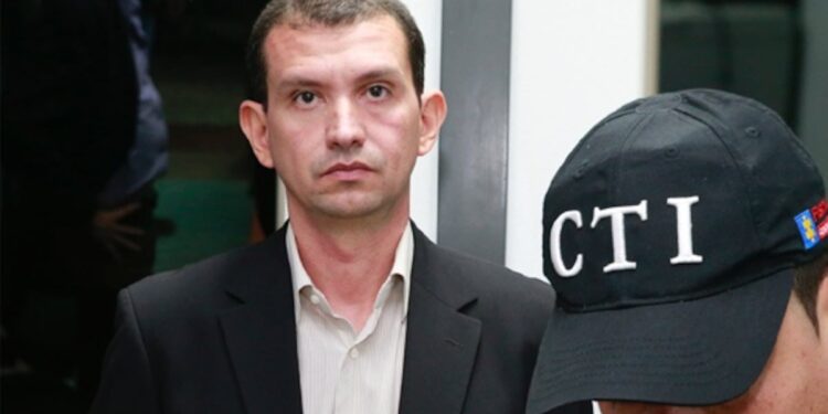 Juez investigada por otorgar la libertad condicional a Emilio Tapia está en la mira por supuestamente obstaculizar su recaptura