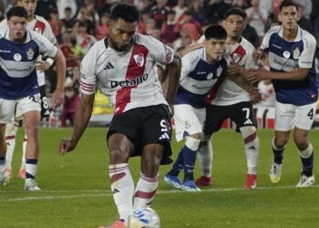 Miguel Ángel Borja, con las horas contadas en River Plate