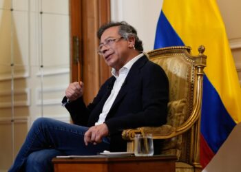 Petro asegura que Colombia "participará" en la reconstrucción de Gaza