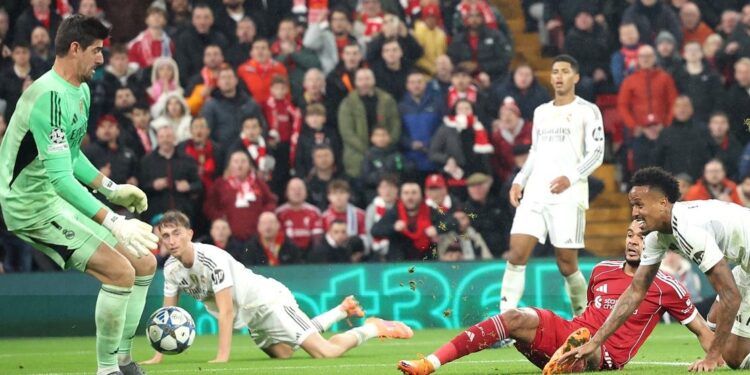 Real Madrid volvió a caer en Anfield y resucitó al Liverpool