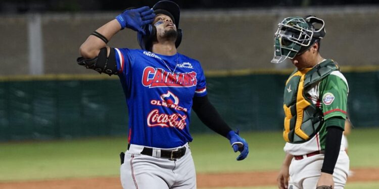 Caimanes continúa imbatible y mostrando una fuerte artillería