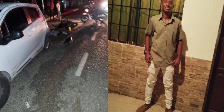 Joven motociclista pierde el control y muere tras chocar contra un carro en Molinero