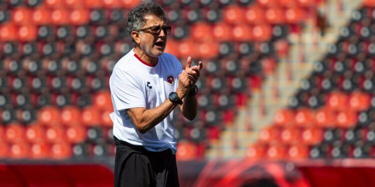 Juan Carlos Osorio dirigirá a Víctor Cantillo en el recién ascendido Remo