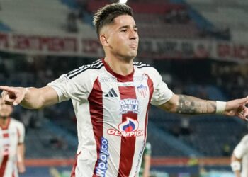 Junior oficializó la compra del atacante paraguayo Guillermo Paiva