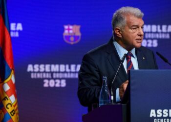 Laporta lanza un dardo a Florentino Pérez y asegura que el Real Madrid sufre de "barcelonitis aguda"