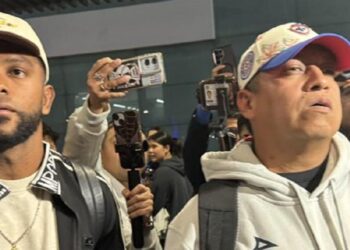 Miguel Borja ya está en México para firmar contrato con el Cruz Azul