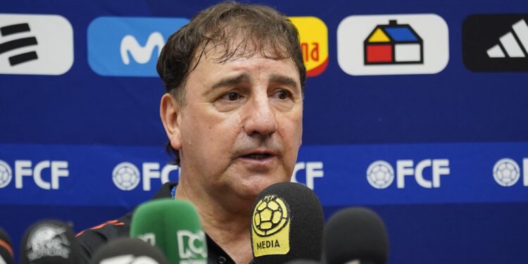 "No es un grupo para nada fácil, está Portugal": Néstor Lorenzo