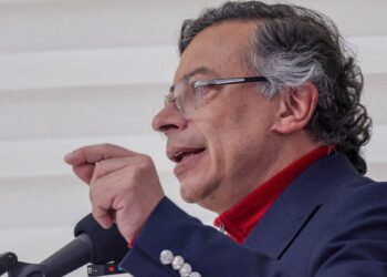 Presidente Petro confirma que comenzó a regir el pago de los recargos nocturnos a partir de las 7:00 p. m.