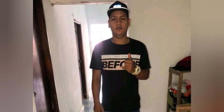 Sicarios asesinaron a ‘Jochito’ mientras departía en una tienda en Manuela Beltrán