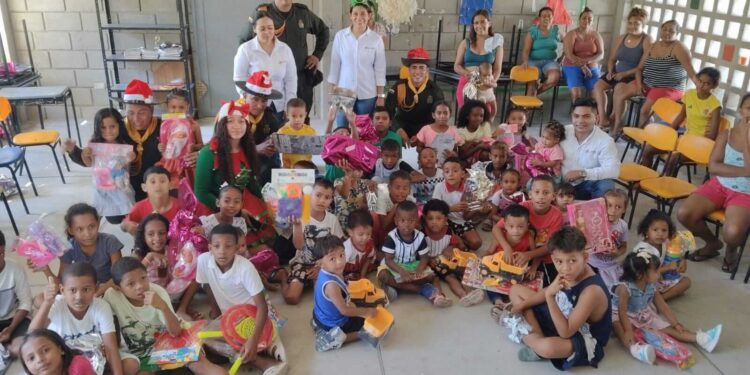 Sonrisas que iluminan la Navidad en San Juan de Ariguani