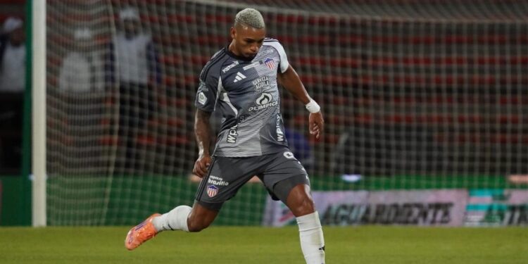 "Todo el país está en contra de Junior": Jermein Peña