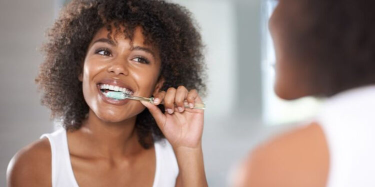 ¿Cada cuánto debemos cambiar nuestro cepillo dental?