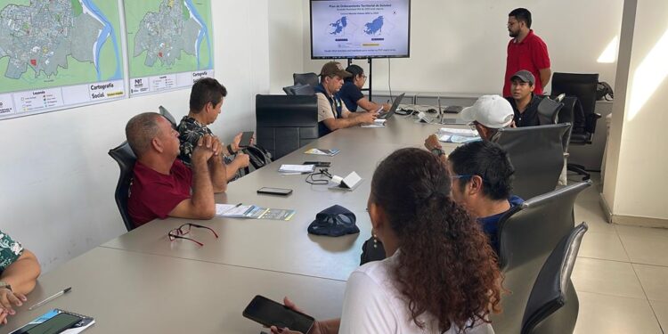 Periodistas y Alcaldía trazan la hoja de ruta del nuevo POT de Soledad