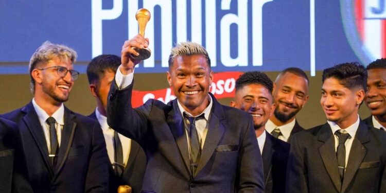 Arranca el modelo Junior 2026 como terminó el 2025: jugando una final