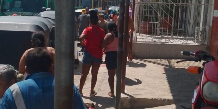 Ataque sicarial deja a joven herido en el barrio El Carmen de Malambo