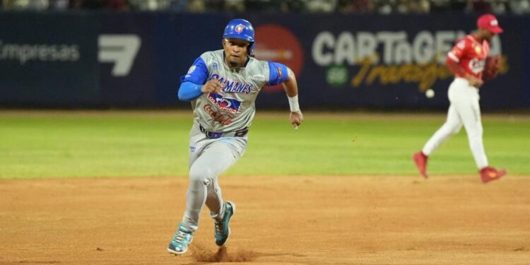 Caimanes acaricia el título tras lograr su tercera victoria sobre Tigres