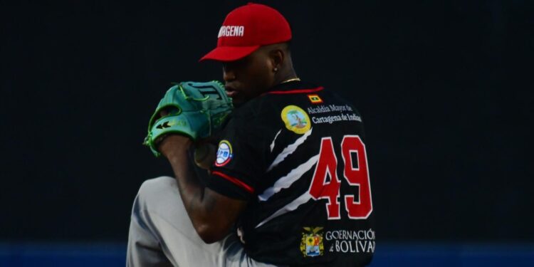 Caimanes enfrentará a Julio Teherán con la misión de quedar a un juego del título