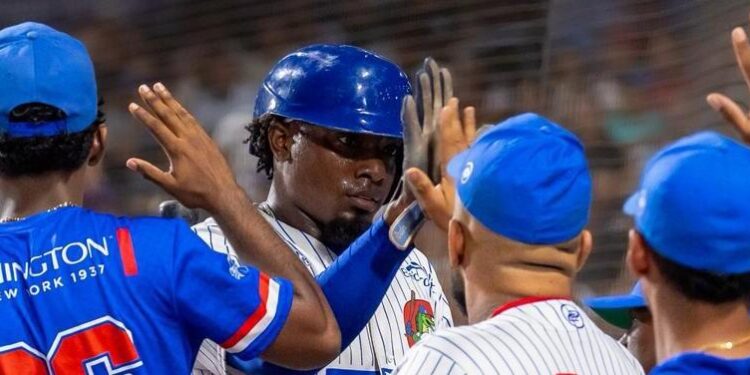 Caimanes prolongó la definición del segundo clasificado al playoff final