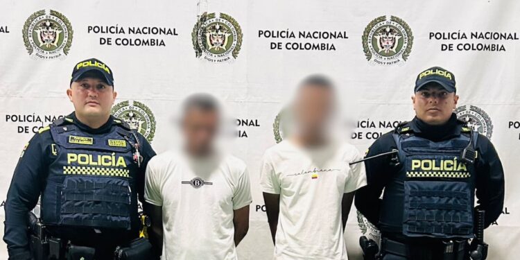 Capturan a dos presuntos implicados en ataque armado en que murió un menor de 12 años en el barrio La Esmeralda