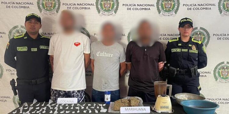 Capturan a tres hombres señalados de distribuir estupefacientes en los barrios Villa Estefany, Villa Sol y La Central de Soledad