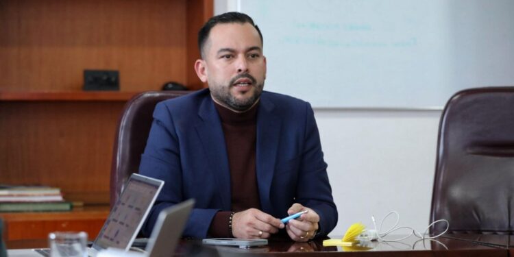 Colombia suspende exportaciones de energía a Ecuador desde este miércoles a las 6 p.m.