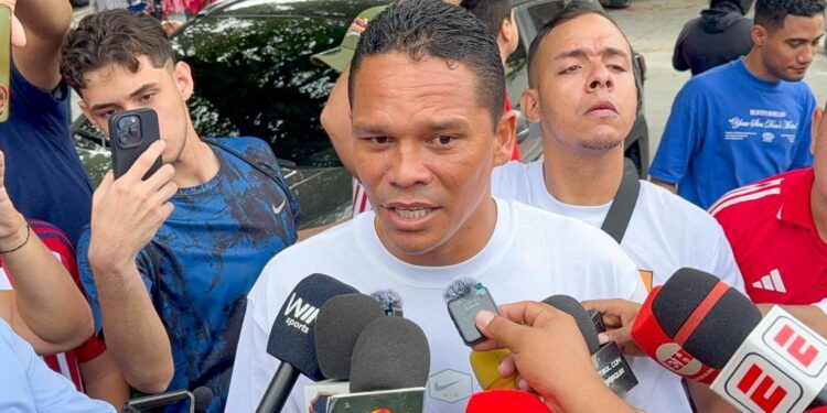 "Con ganas de devorarme el mundo, como si estuviera empezando": Carlos Bacca