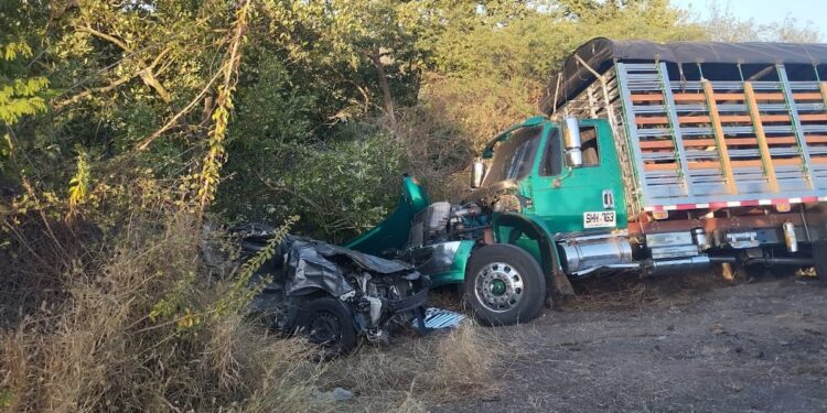 Conductor que murió tras accidente en la vía Barranquilla-Santa Marta era docente de un colegio en Baranoa