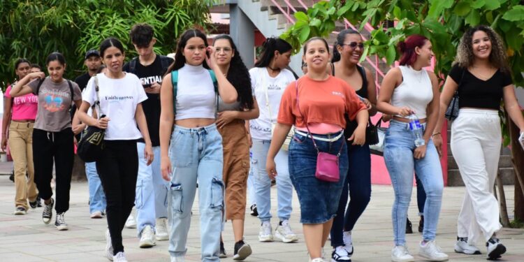 Gobernación del Atlántico abre convocatoria de $264 millones para impulsar emprendimientos juveniles