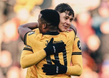 Gol y asistencia de Jhon Arias para la clasificación de Wolves en FA Cup