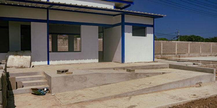 Transformación en Nueva Esperanza: Renuevan sede del colegio Nobel Juan Manuel Santos