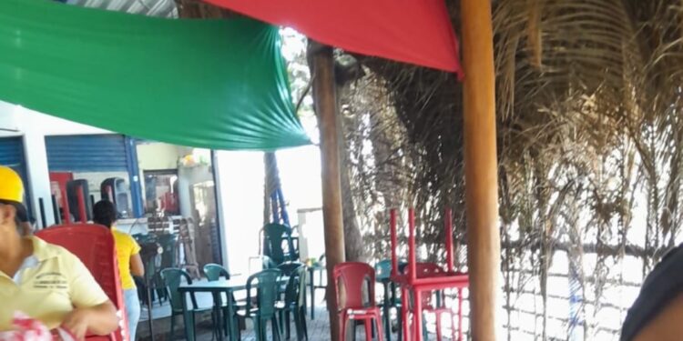 Muerto en restaurante de la Intendencia: presunto ex miembro de estructura delincuencial y con 12 anotaciones judiciales