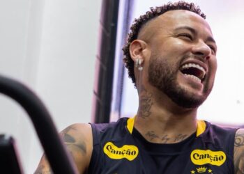 Neymar vaticina una temporada "muy increíble" con el Santos