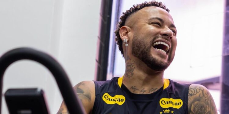 Neymar vaticina una temporada "muy increíble" con el Santos