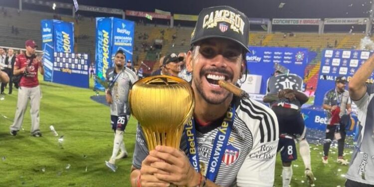 "Se termina una etapa muy linda", Javier Báez se despidió de Junior