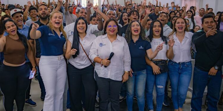 Alcaldía de Soledad entrega 1.924 becas universitarias: «La educación es la herramienta para la paz»