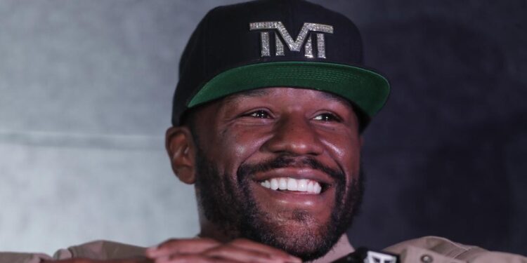 A los 49 años, Floyd Mayweather anunció su regreso al boxeo profesional