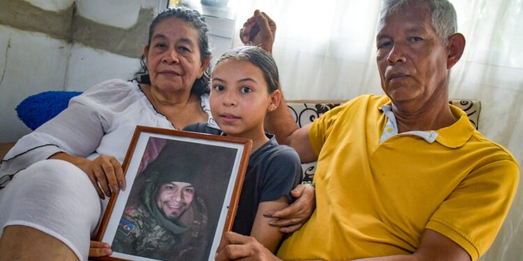 Angustia por baranoero herido en enfrentamientos entre Ucrania y Rusia: familia no sabe dónde está