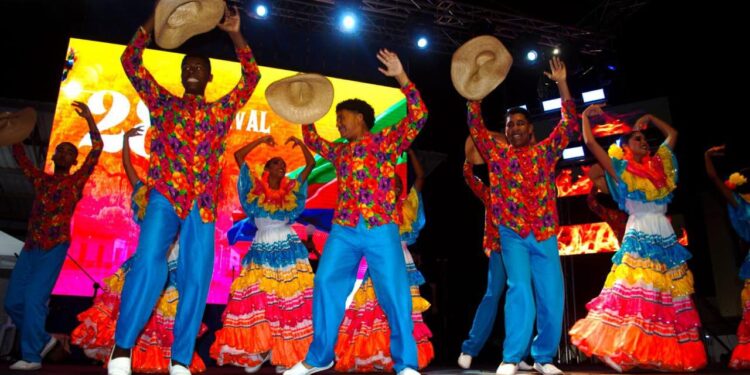 Campo de la Cruz enciende la Ruta de la Tradición con el Carnaval Intermunicipal del Sur y sus Riberas