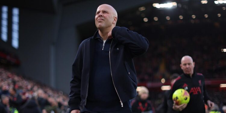 El entrenador del Liverpool reconoce que su club extraña a Luis Díaz