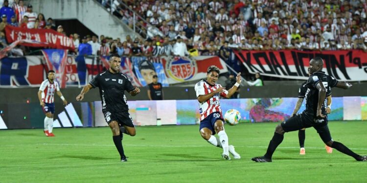 “En los primeros partidos no fui el jugador que trajeron a Junior”: Jannenson Sarmiento