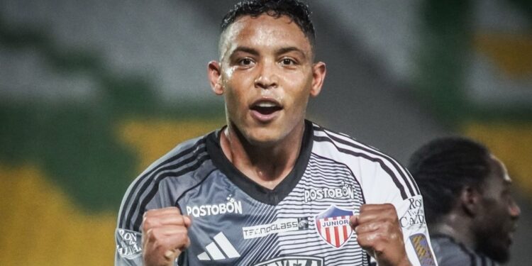 Golazo de tiro libre: Luis Muriel marcó su primer gol con Atlético Junior