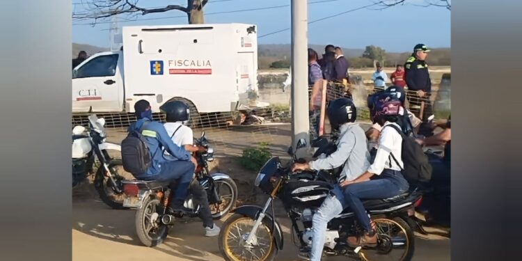 Hallan cuerpo sin vida de un hombre envuelto en sabanas en la vía Barranquilla – Juan Mina
