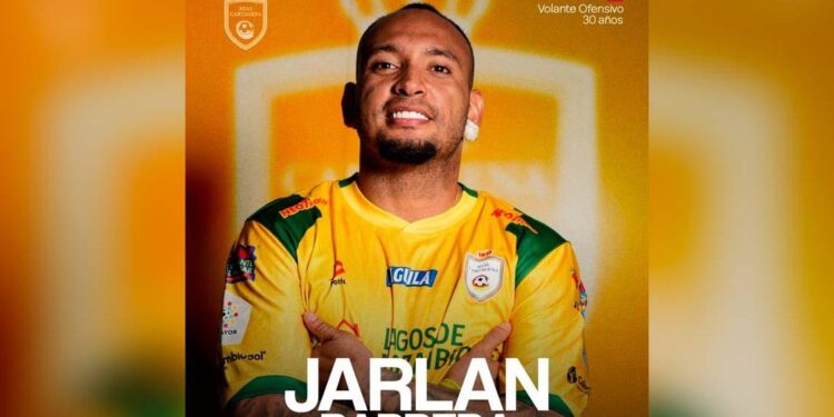 Jarlan Barrera fue oficializado como nuevo jugador del Real Cartagena