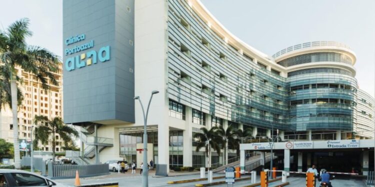 Joven es herido a bala durante atraco en un local comercial de Villa Campestre