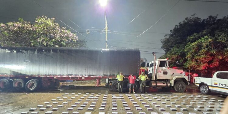 La Policía de Tránsito incautó 200 kilos de cocaína en corredor portuario de Barranquilla