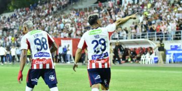 Los ocho clubes grandes del fútbol colombiano exigen cambiar el reparto de los derechos de TV