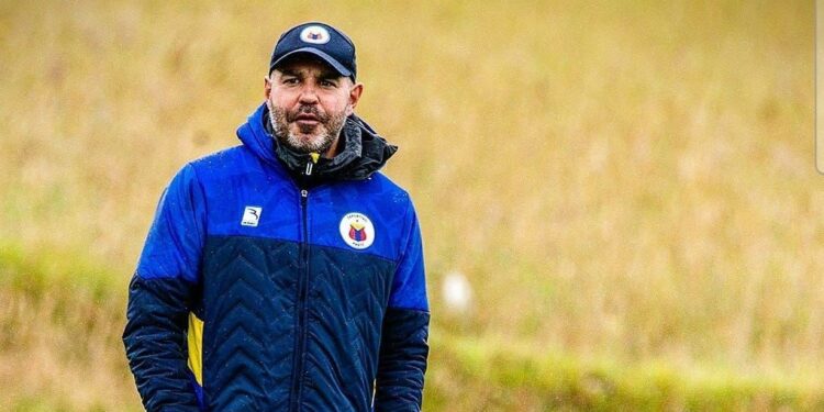 "Mentiras", "autodestrucción" y final abrupto: Risueño enfrentó a la prensa de Pasto