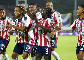 Ocho clubes exigirán mejorar la repartición de los derechos de televisión