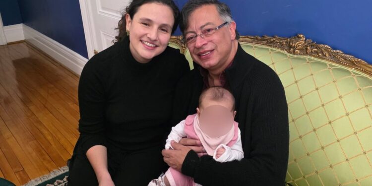 Petro conoció en EE. UU. a su nieta de dos meses de nacida: “Abrazo fundamental antes de reunión con Trump”